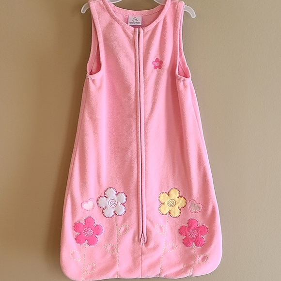 Love'n cuddles pink fleece sleep sack with flower detail - Picture 1 of 3